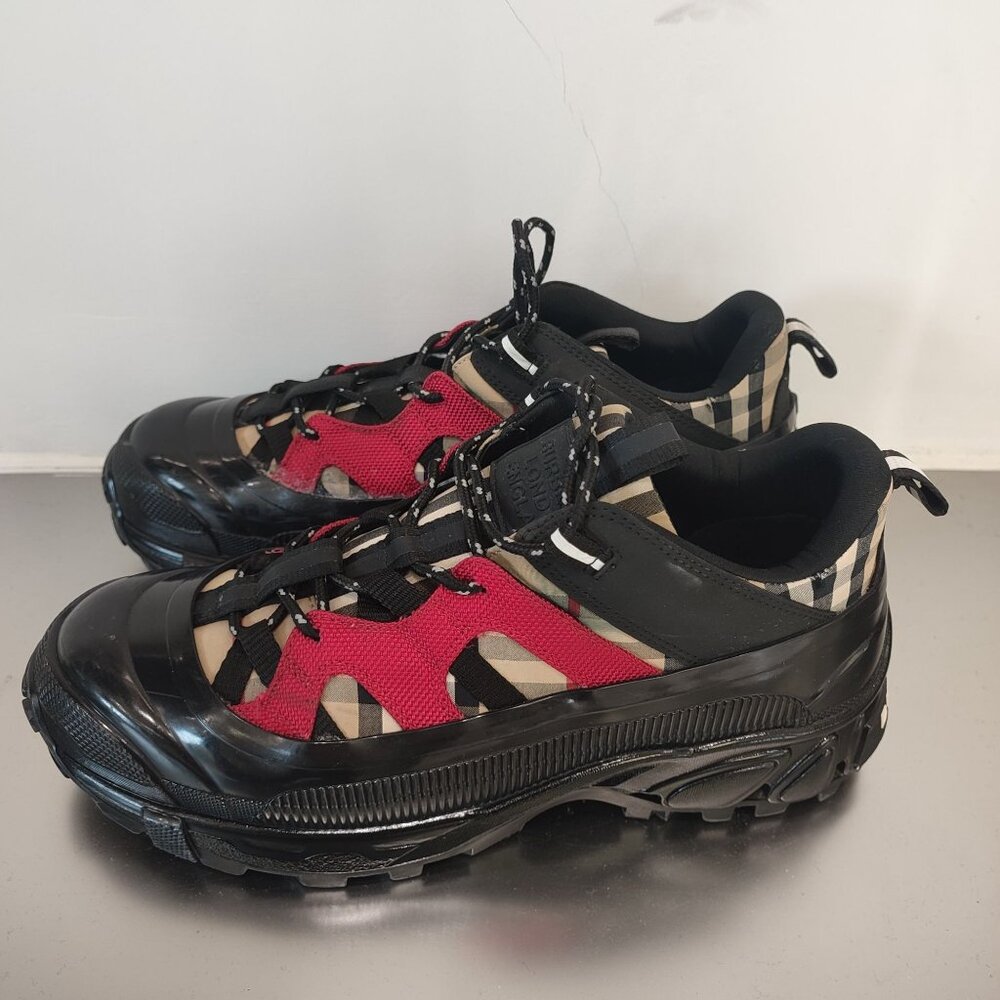 Burberry Size 40 Checkered Lace-Up Thick-Soled Casual Sneakers Black & Red - Picture 8 of 10